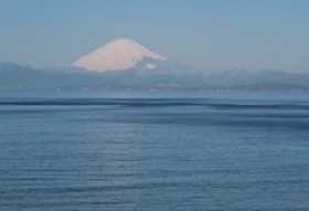 相模湾から見た富士山のイメージ